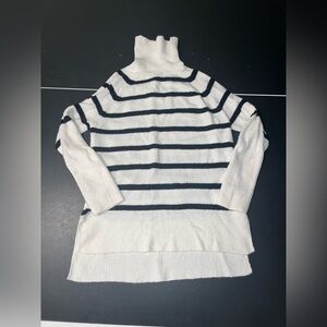 A New Day Women’s Sweater – Size Small